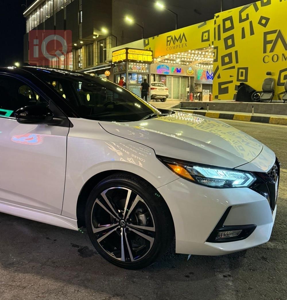 نيسان سنترا